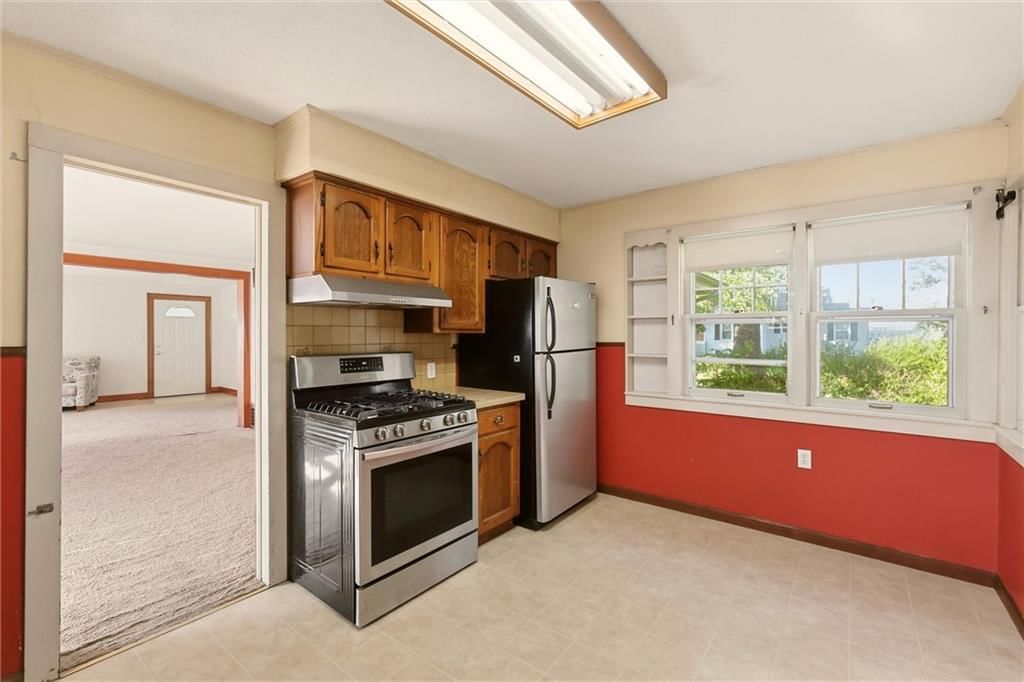 219 W 4th Street — photo 15