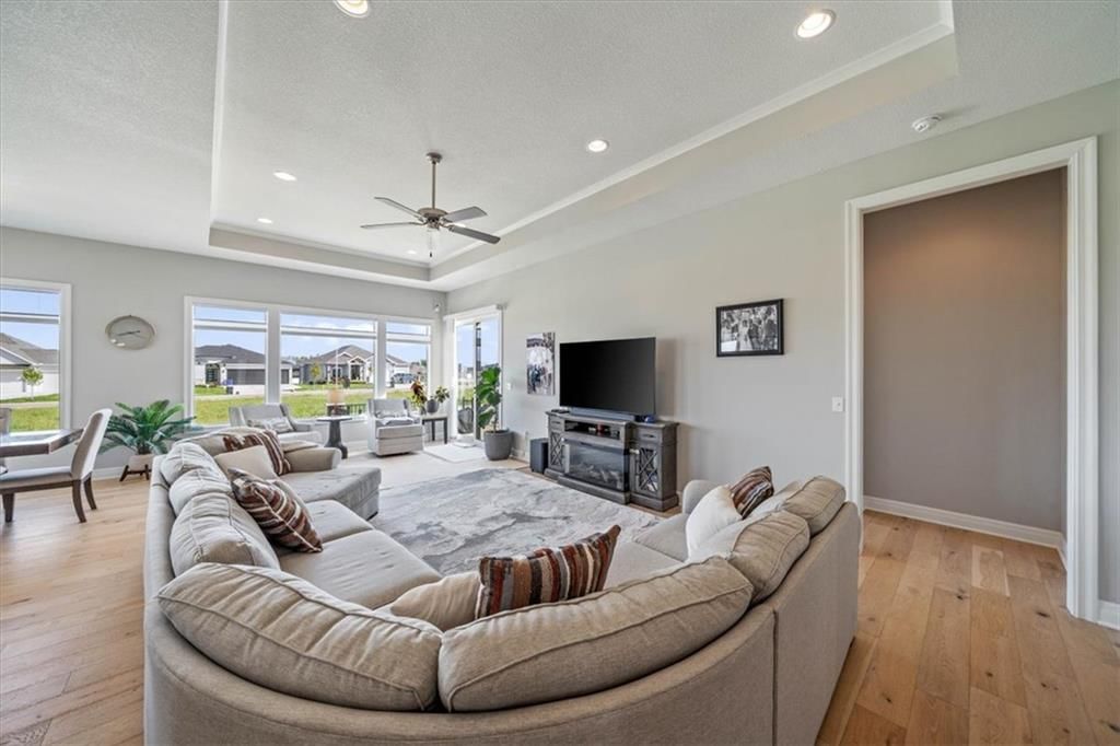 25096 W 142nd Street — photo 5