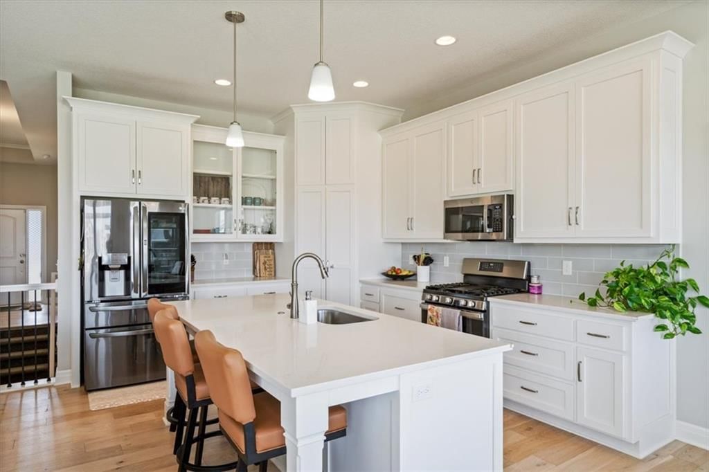 25096 W 142nd Street — photo 8