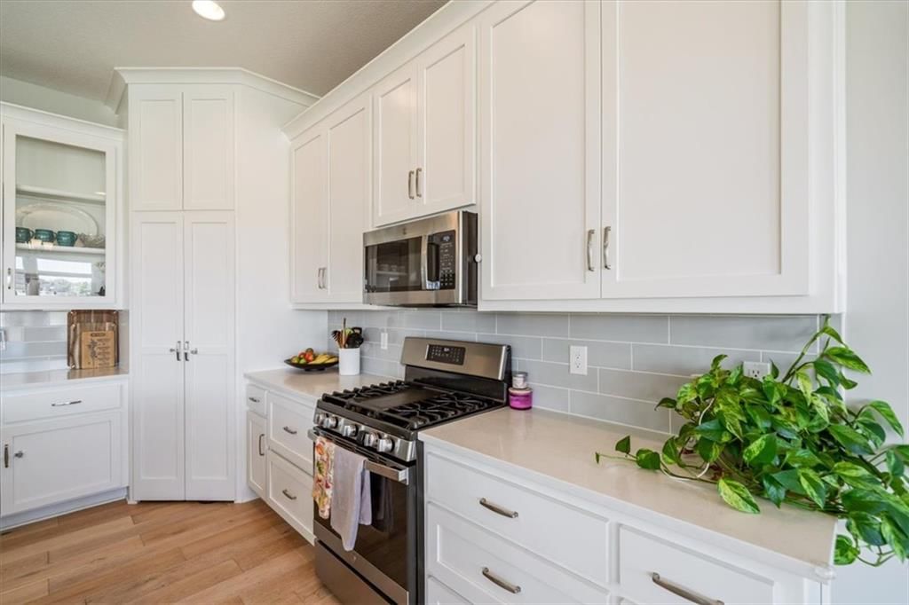 25096 W 142nd Street — photo 10
