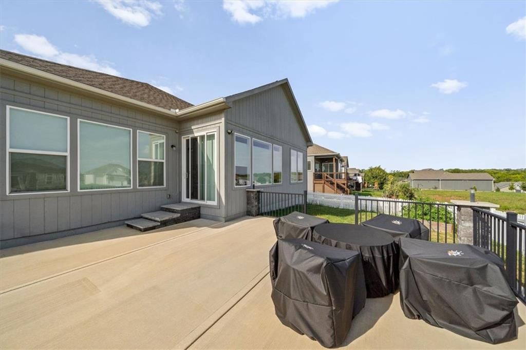 25096 W 142nd Street — photo 32