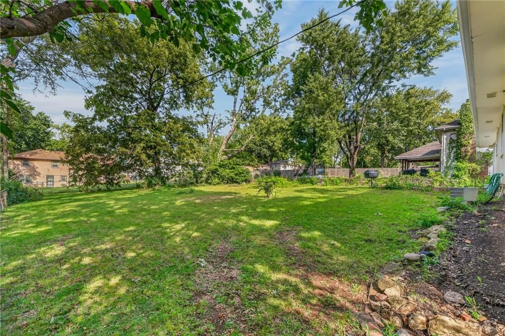 12800 Ewing Avenue — photo 6