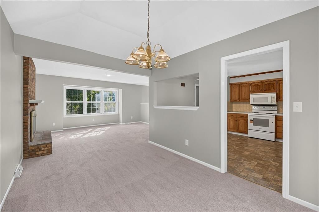 12800 Ewing Avenue — photo 15
