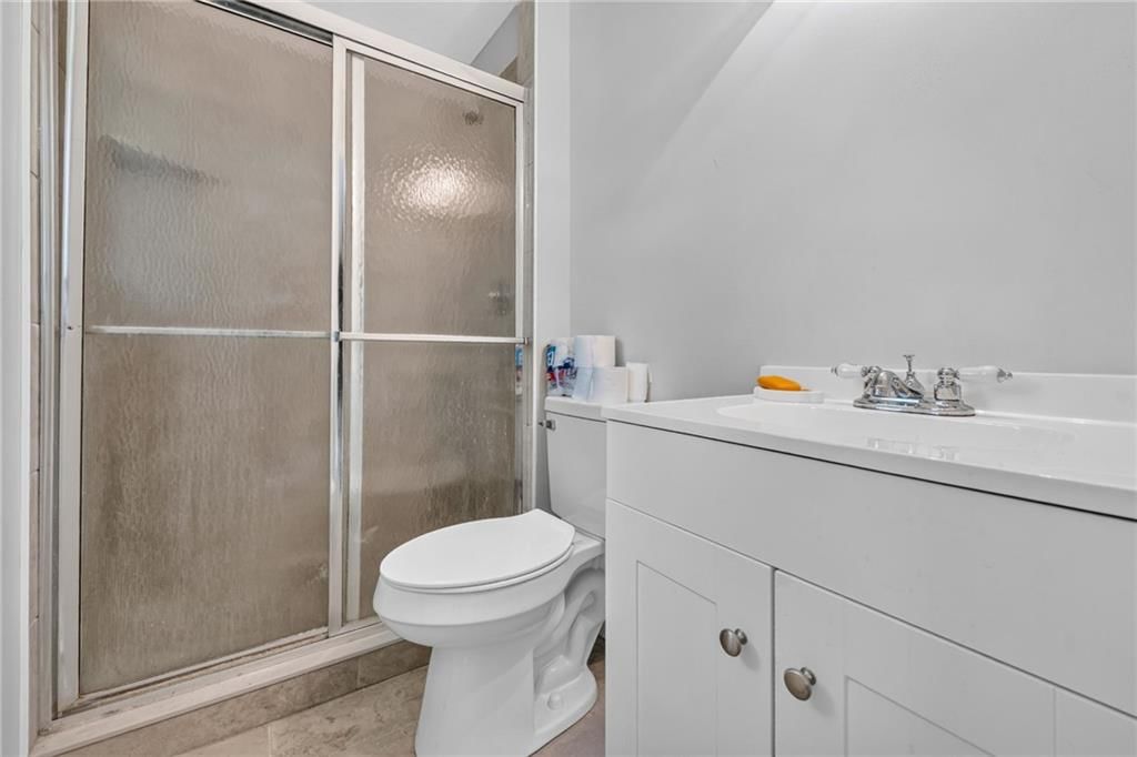 12800 Ewing Avenue — photo 30