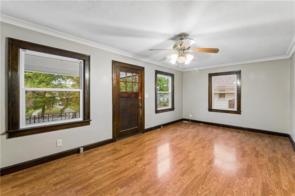 6132 Holmes Street — photo 8