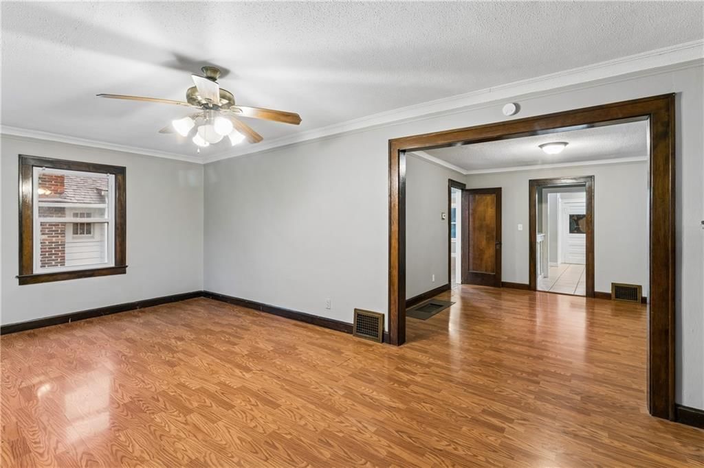 6132 Holmes Street — photo 9