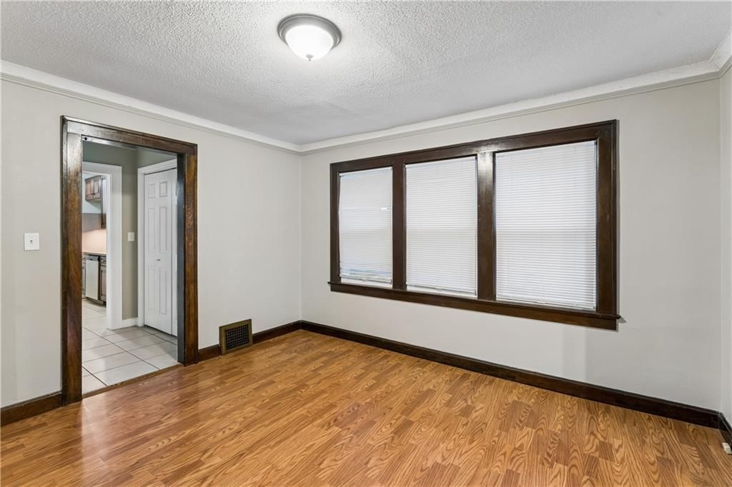 6132 Holmes Street — photo 10