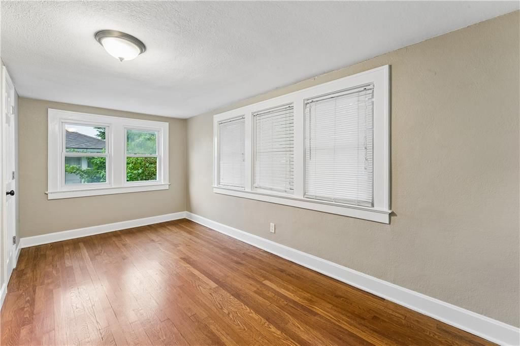 6132 Holmes Street — photo 32