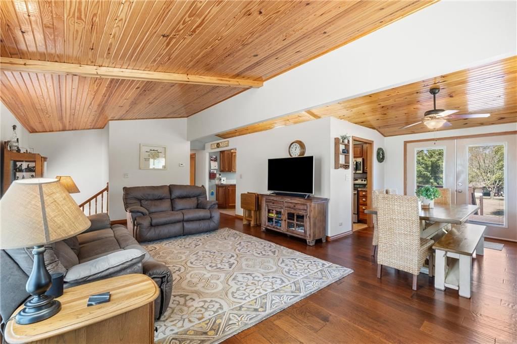 1679 CR 3950 — photo 12