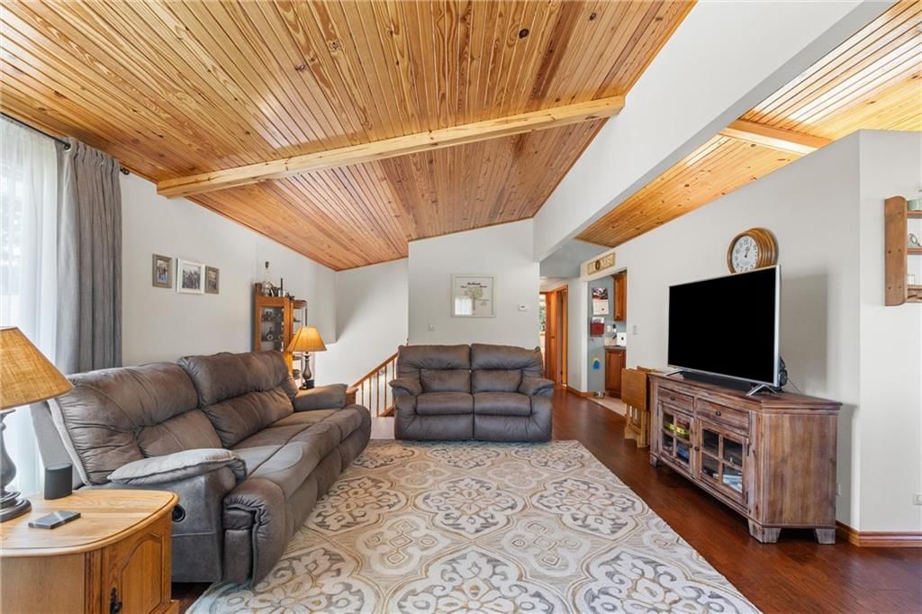 1679 CR 3950 — photo 14