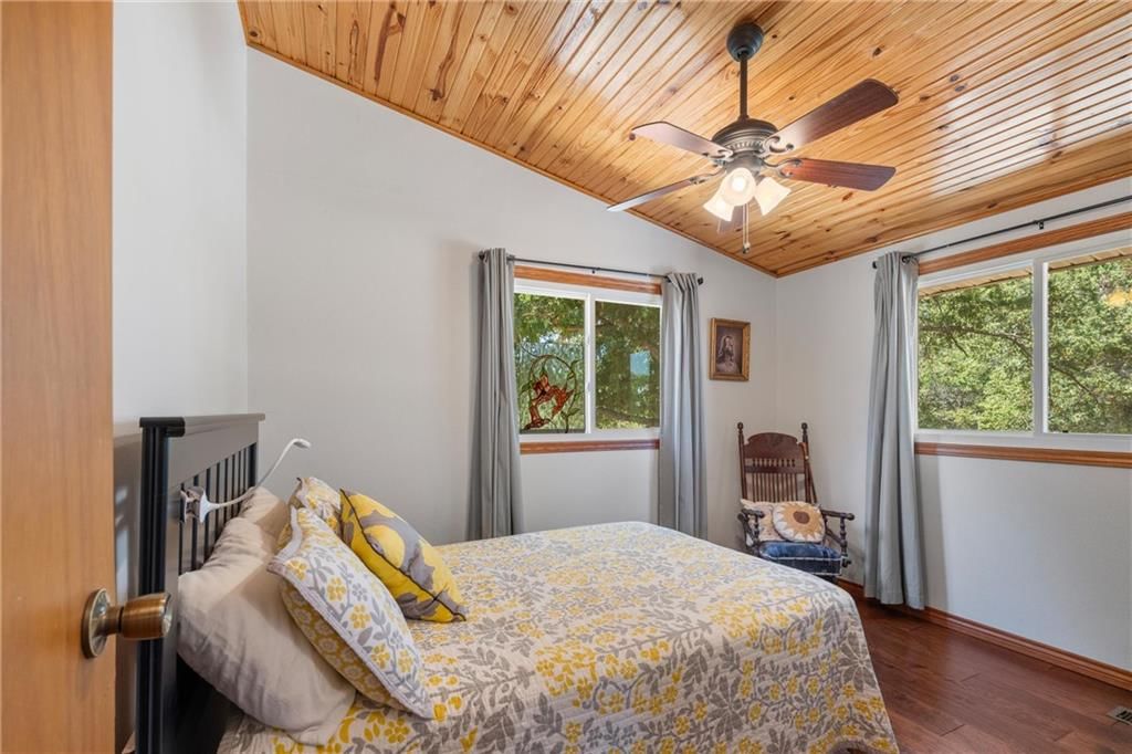 1679 CR 3950 — photo 25