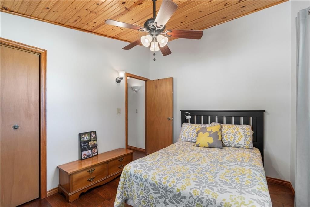 1679 CR 3950 — photo 26