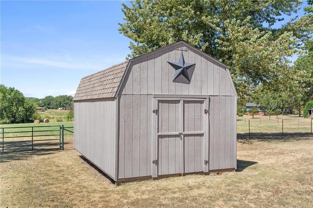 1679 CR 3950 — photo 49