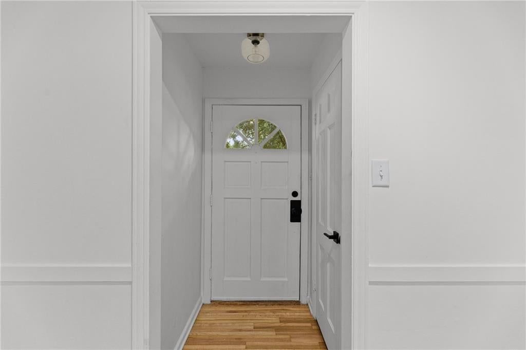 4916 W 57th Terrace — photo 2