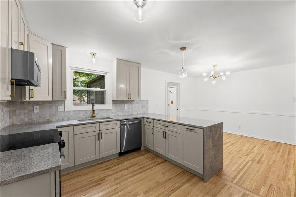 4916 W 57th Terrace — photo 11