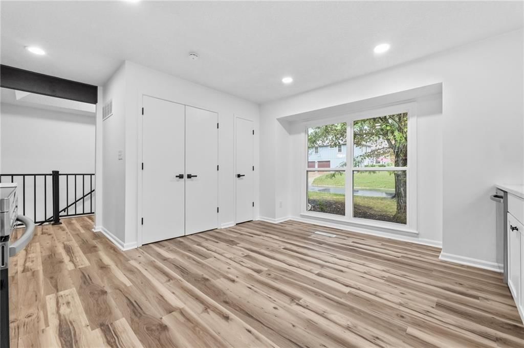 6012 Woodside Avenue — photo 17
