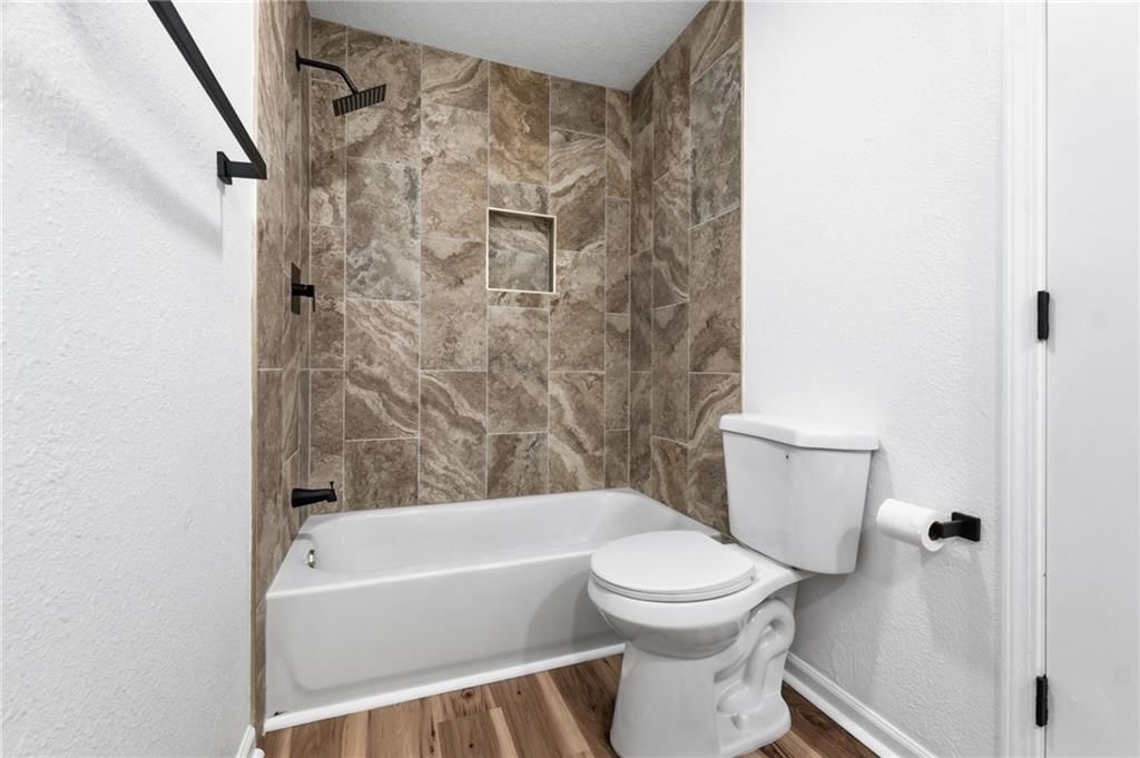 6012 Woodside Avenue — photo 26