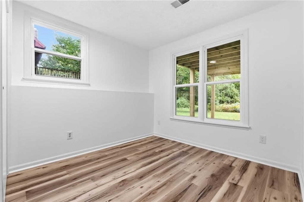 6012 Woodside Avenue — photo 33