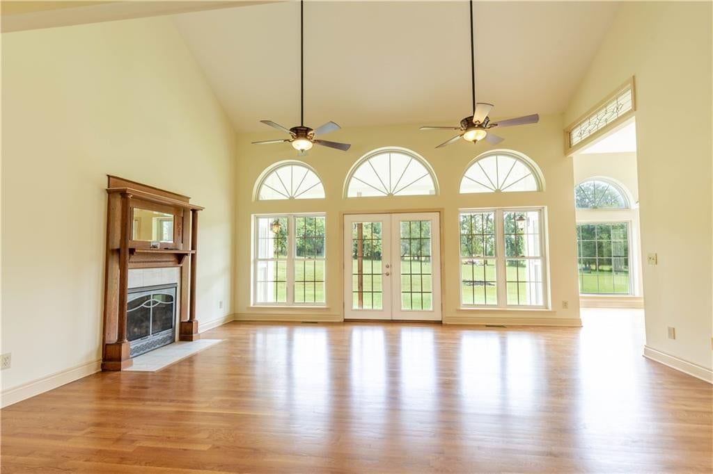 Floor-to-ceiling windows and wall of windows at 16723 Endsley Road, Kearney, MO 64060