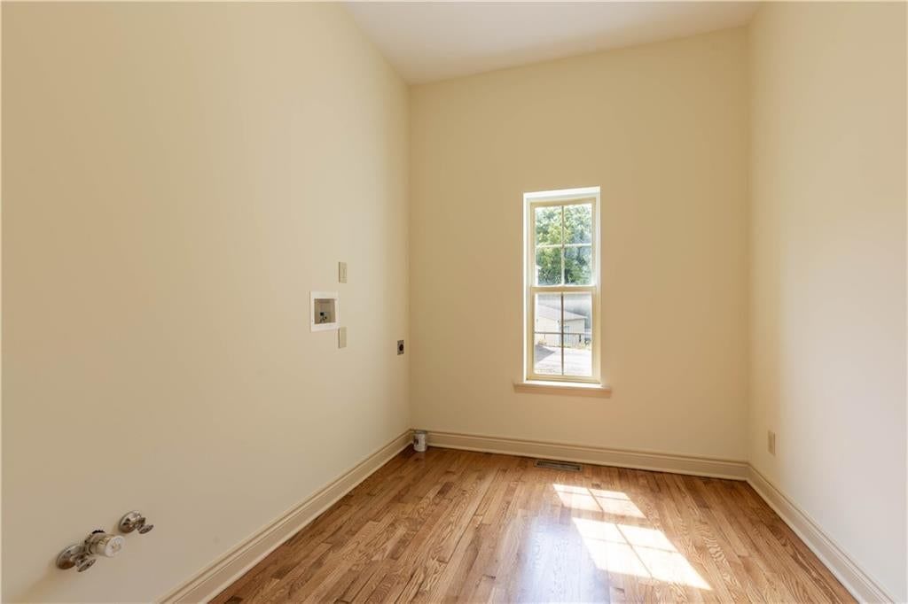 Photo 25 of 59 - 16723 Endsley Road, Kearney, MO 64060