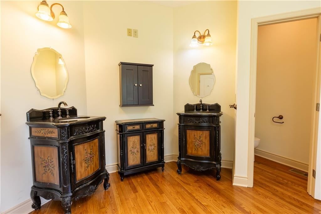 Photo 33 of 59 - 16723 Endsley Road, Kearney, MO 64060