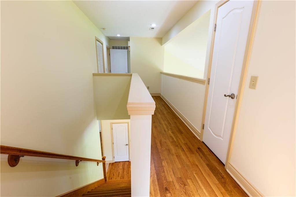 Wood stair railing at 16723 Endsley Road, Kearney, MO 64060