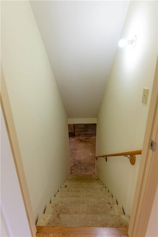 Photo 44 of 59 - 16723 Endsley Road, Kearney, MO 64060