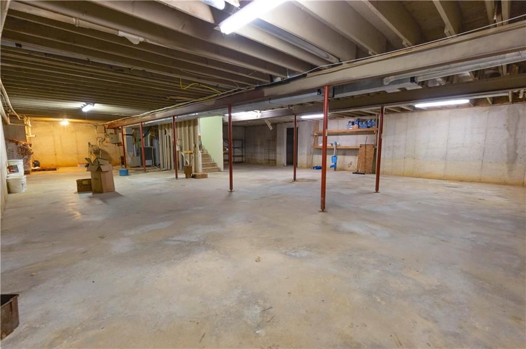 Workshop at 16723 Endsley Road, Kearney, MO 64060