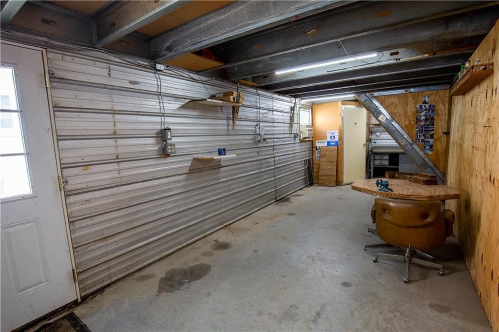 Photo 53 of 59 - 16723 Endsley Road, Kearney, MO 64060