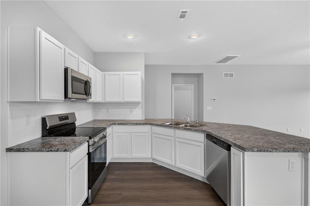 7908 SE 5Th Street — photo 10