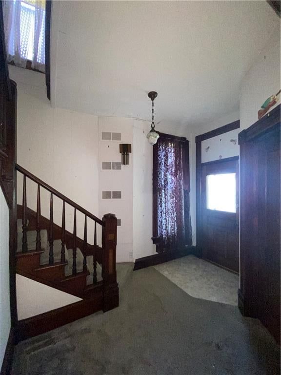 910 Columbia Avenue — photo 6