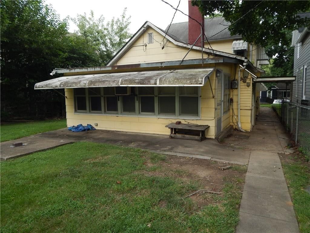 910 Columbia Avenue — photo 10