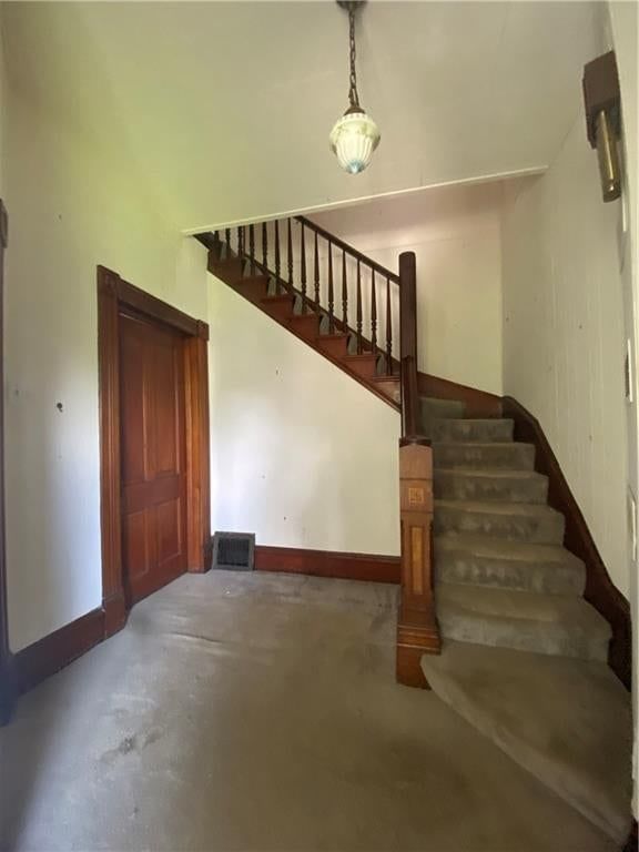 910 Columbia Avenue — photo 14