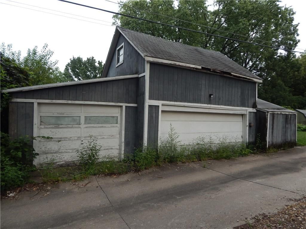 910 Columbia Avenue — photo 21