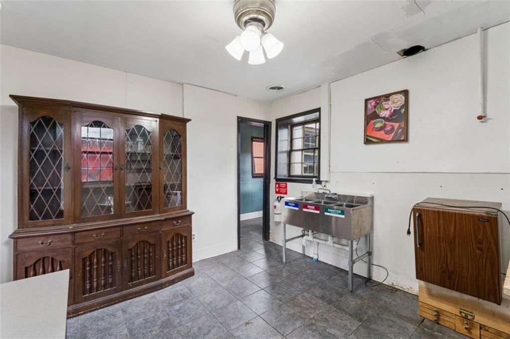 901 Franklin Avenue — photo 18