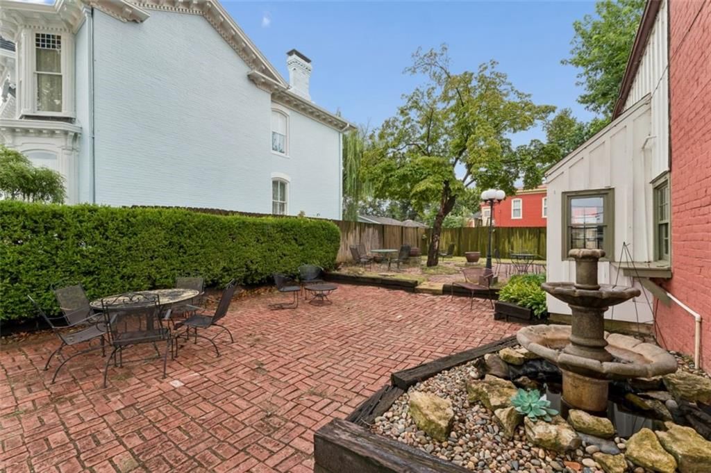 901 Franklin Avenue — photo 29