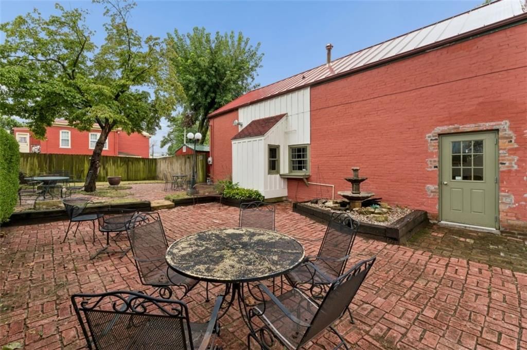 901 Franklin Avenue — photo 30