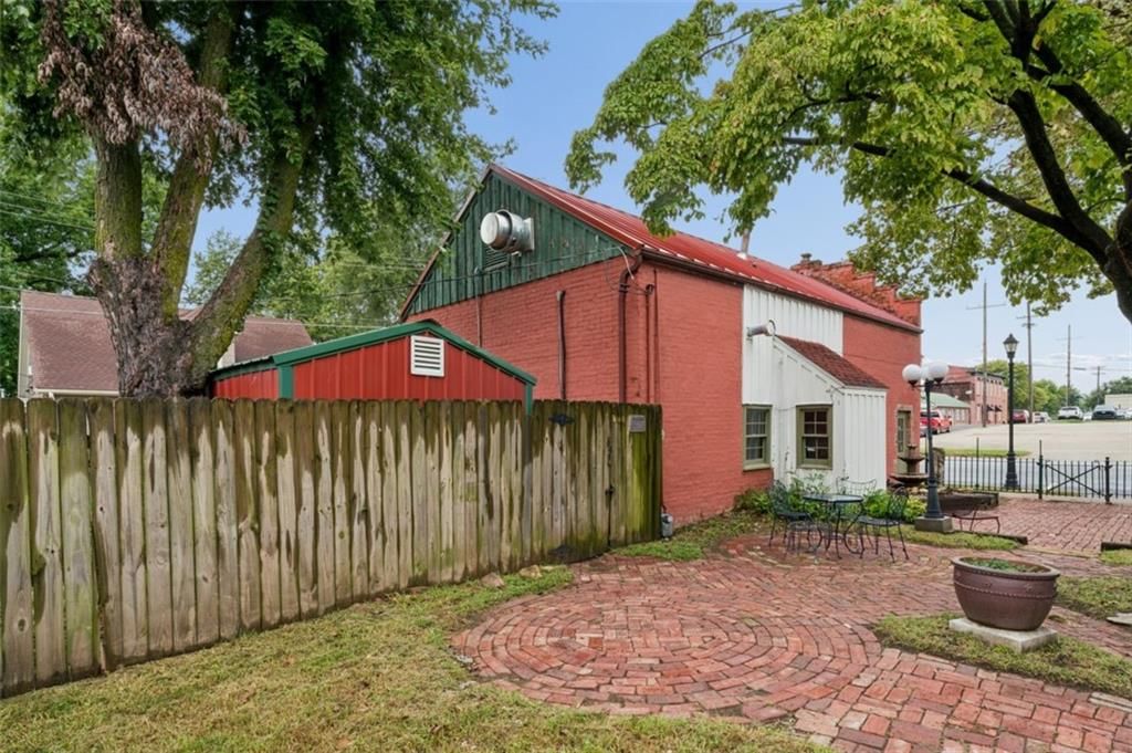 901 Franklin Avenue — photo 35