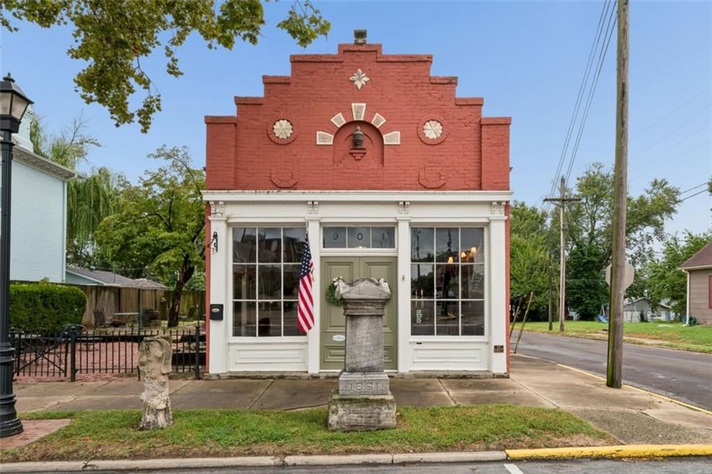 901 Franklin Avenue — photo 46