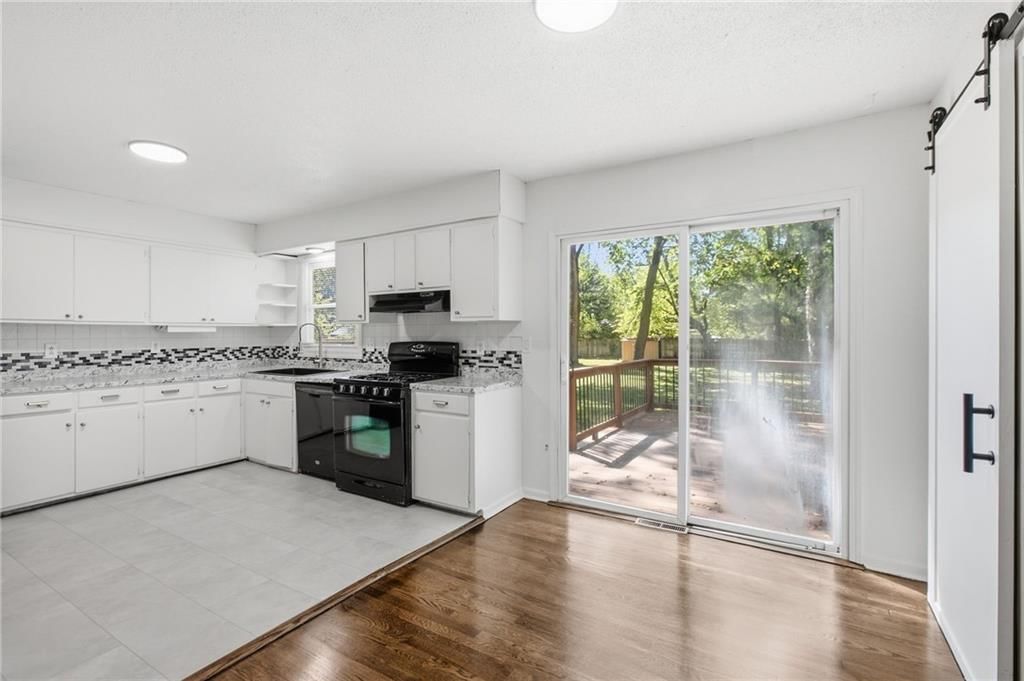 6102 Earnshaw Street — photo 8