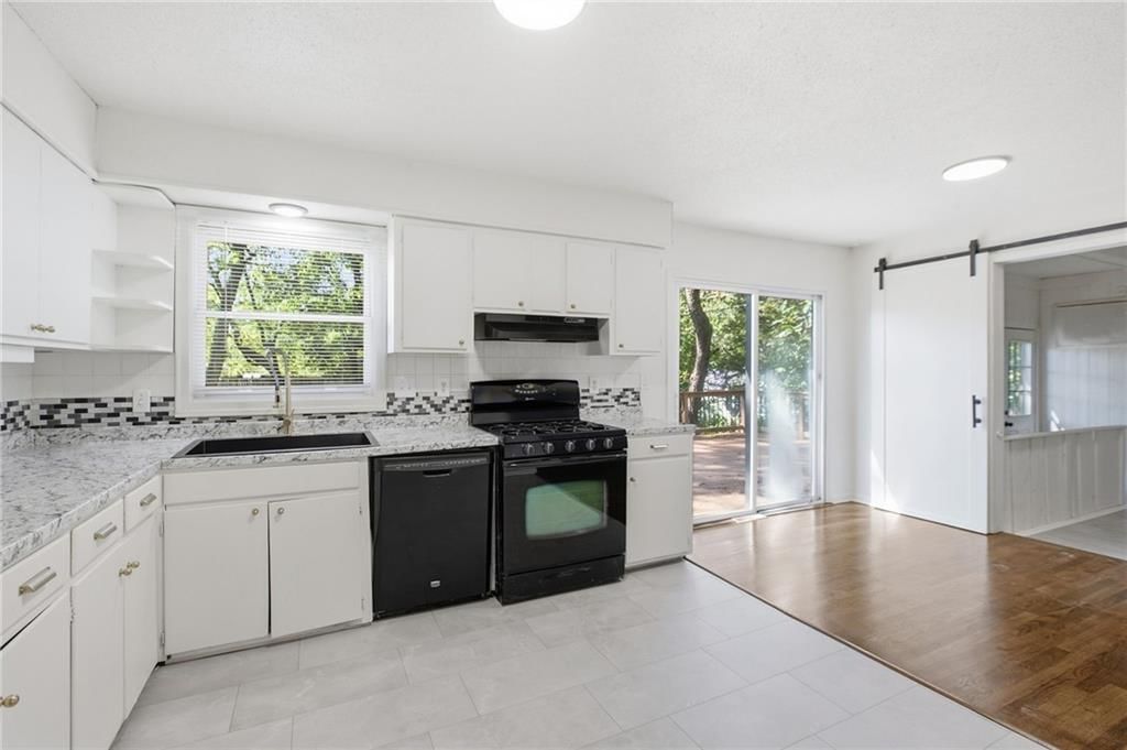 6102 Earnshaw Street — photo 11