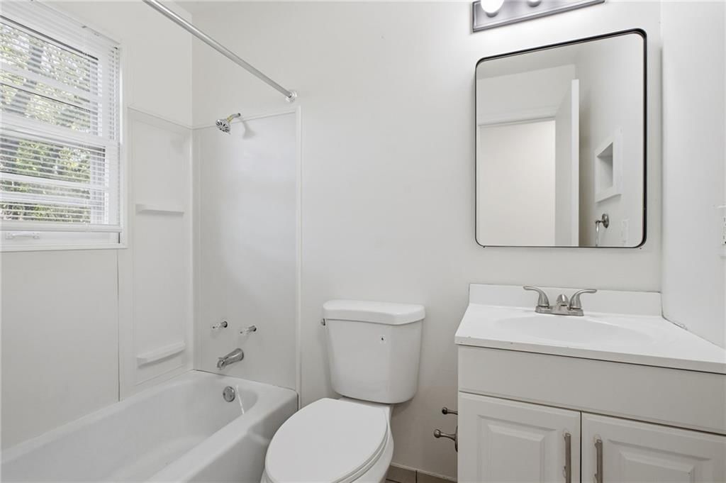 6102 Earnshaw Street — photo 20