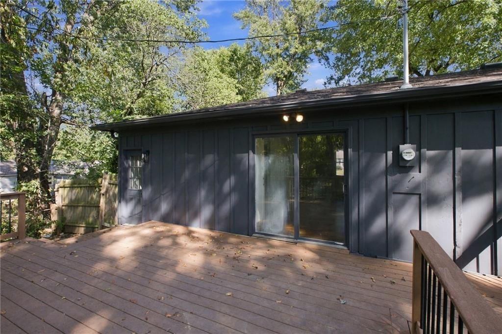 6102 Earnshaw Street — photo 32