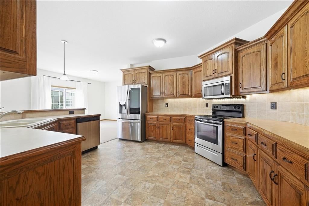 3904 SW Briarwood Oaks Drive — photo 9