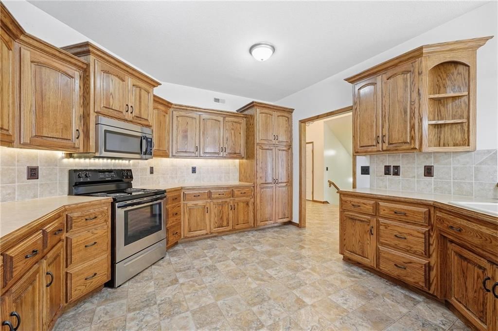 3904 SW Briarwood Oaks Drive — photo 11