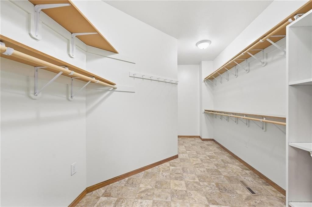 3904 SW Briarwood Oaks Drive — photo 30