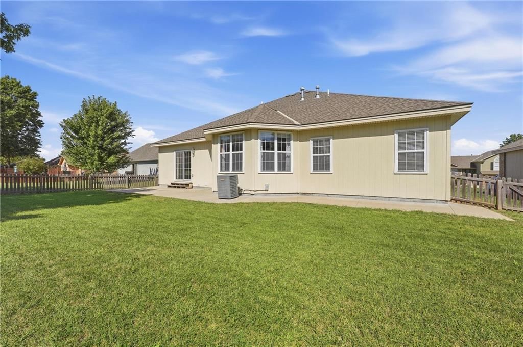 3904 SW Briarwood Oaks Drive — photo 53