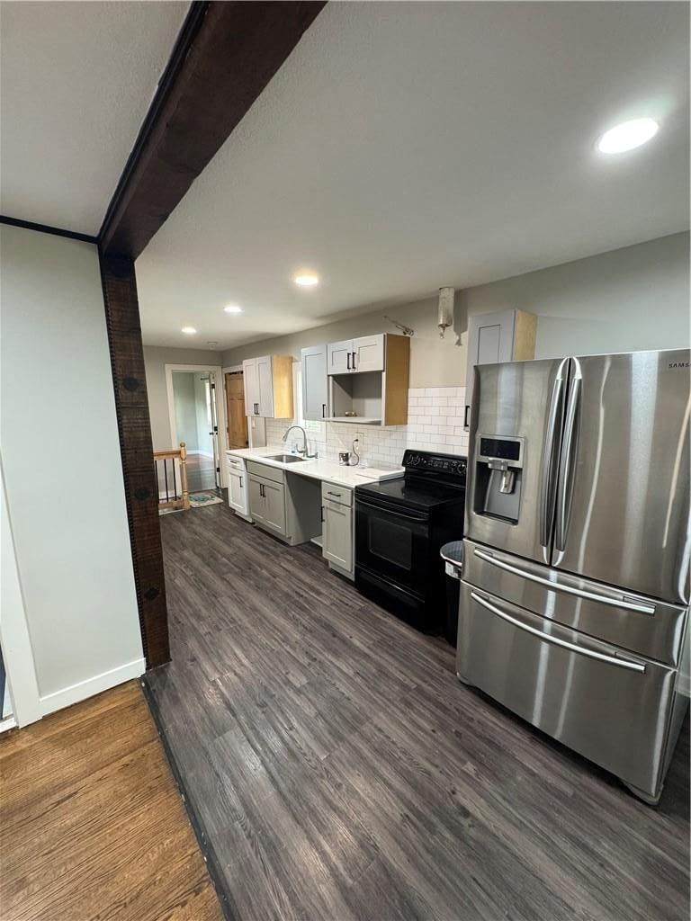 Photo 5 of 16, 105 City Park Drive, Kansas City, KS 66102