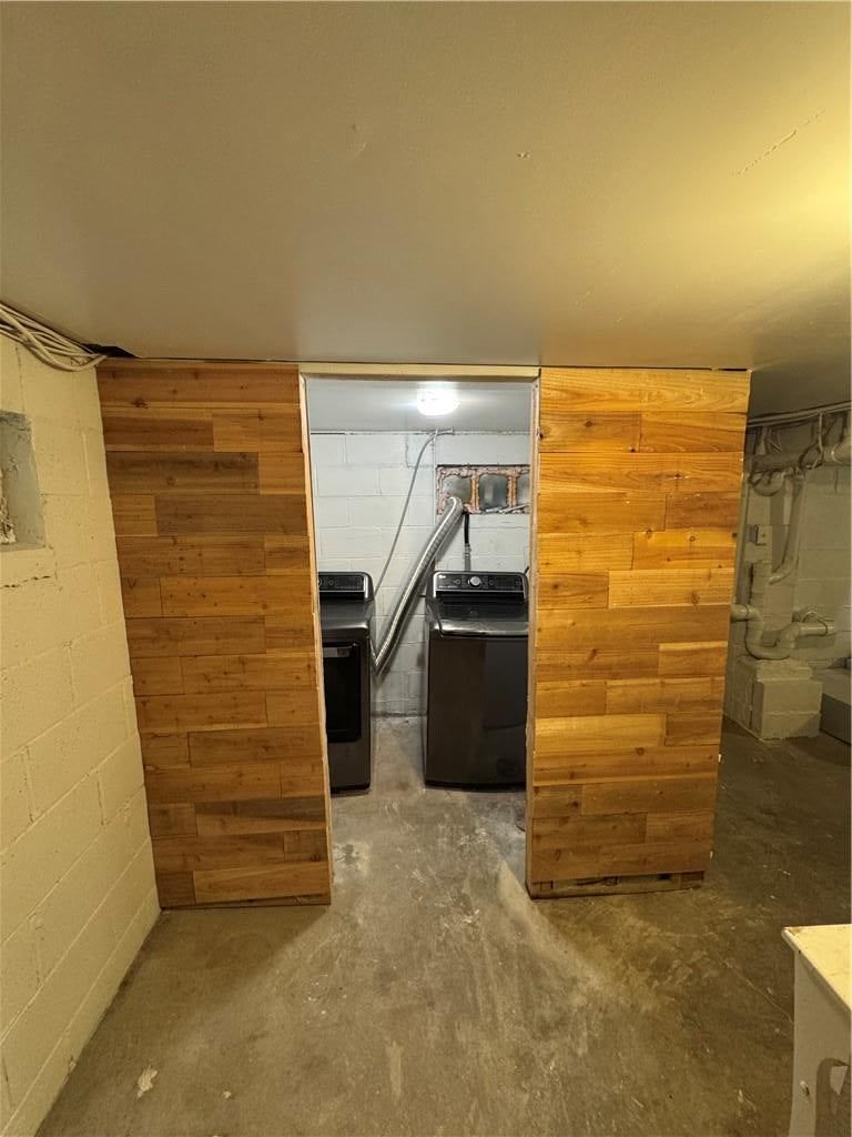 Photo 14 of 16, 105 City Park Drive, Kansas City, KS 66102