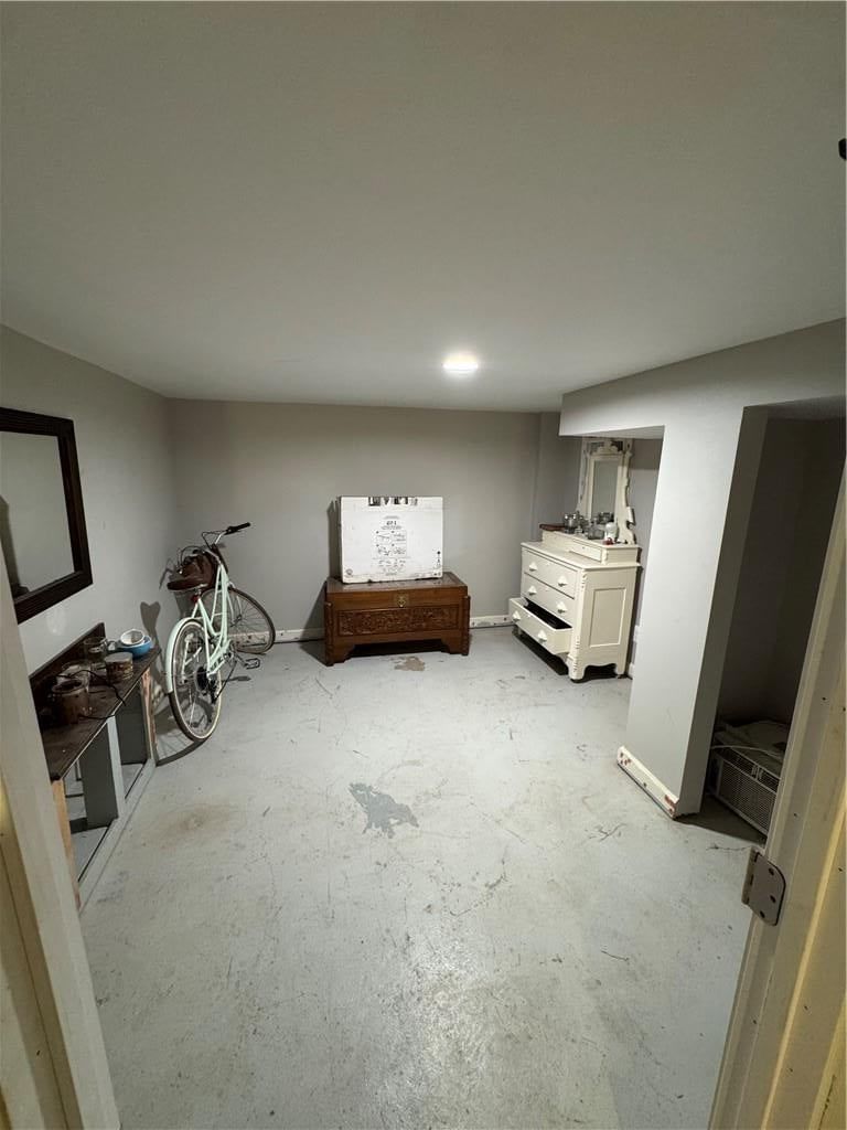 Photo 16 of 16 - 105 City Park Drive, Kansas City, KS 66102